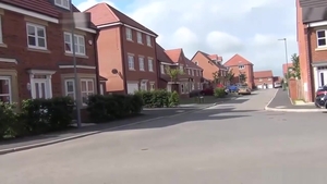 Slut Loz Lorrimar getting a facial