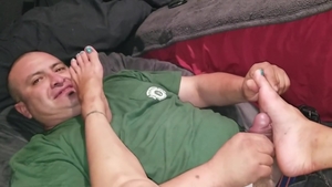 Latina amateur foot licking HD