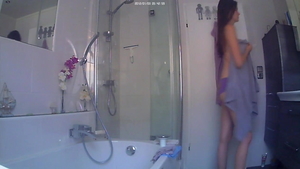 Tight german teen chick pussy fuck in bath in HD