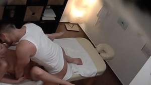 Blonde finds irresistible real fucking