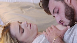 Amazing babe rough cumshot