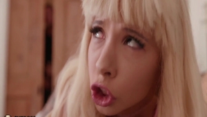 Petite Kenzie Reeves pussy fucking