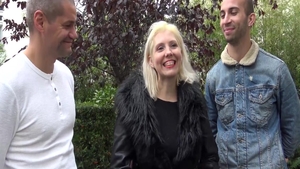 Busty big butt french amateur threesome