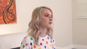 Super hot Eden Sparkle feet fetish footjob