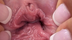 Wet pussy & shaved brunette gaping solo