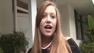 Big butt teen blowjob cum