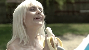 Reverse cowgirl in public in HD