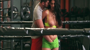 Erotic Ava Black blowjobs at the gym