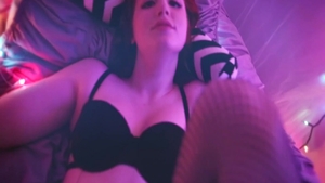 Skinny amateur need hard slamming