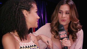 Young lesbians scissoring and fingering in HD