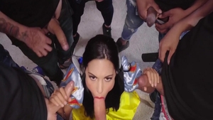 Apolonia Lapiedra gangbang
