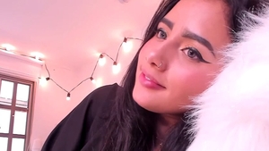 Gorgeous 18 yr old does what shes told on web-cam