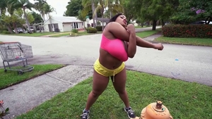 Huge boobs ebony BBW really enjoys rough nailing HD