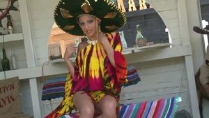 Pussy fuck outdoors HD