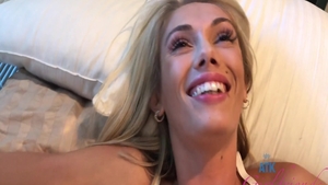 Bubble butt & young Sky Pierce pussy fucking