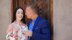 Saggy tits star Ela White need good fuck in HD