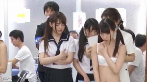 Japanese girl riding a dick in HD