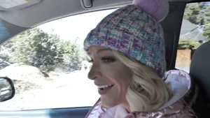 Perfect body Emma Hix ass to mouth