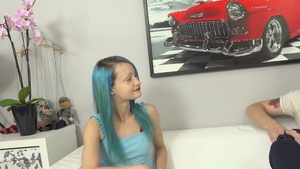 Super cute queen really likes hard sex HD