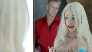 Skinny supermodel cumshot