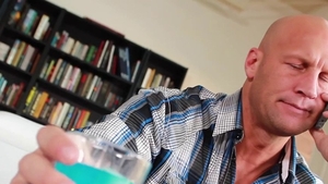 Real sex accompanied by saggy tits babe Lexxxi Luxe