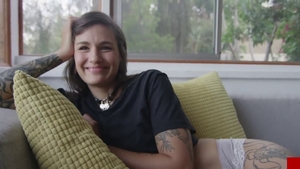 Brazilian Luna Lovely cumshot