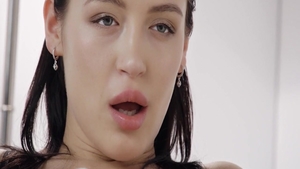 Hard ramming escorted by big butt teen