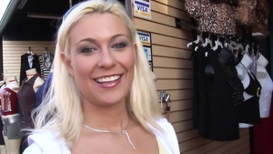 Raw hard ramming escorted by blonde hair Cindy Crawford HD