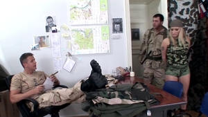 Pornstar dick sucking