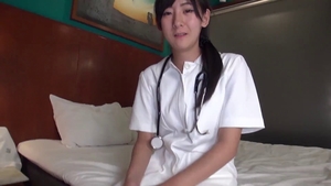 Japanese babe lusts fingering in HD