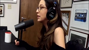 Young Jenna Haze brunette dirty talking sex tape