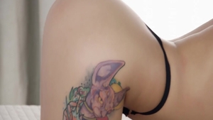 Kris the Foxx blowjobs