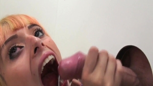 Big ass babe Leyre Pajon feels the need for sucking cock