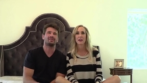 Very slim american blonde babe Brandi Love wants real fucking