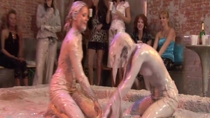 Large tits hot babe fetish pussy eating HD