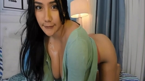 Wild chick feet teasing on live cam