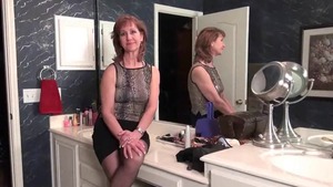 Masturbating together with hawt american stepmom