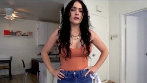 Booty mature doggy in HD