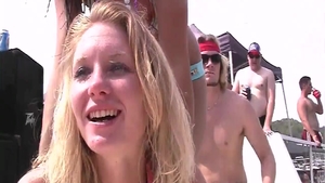 Gorgeous teen finds pleasure in rough fucking