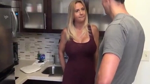 Lonely amateur homemade cumshot