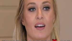 Hardcore hard ramming escorted by Natalia Starr and Alia Starr