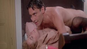 Blowjob in the Hollywood among very hawt blonde babe