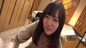 Hawt babe POV dick sucking in HD