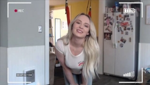 Lilly Bell alongside Casca Akashova handjob