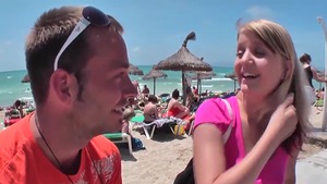 Fucking at the beach with amateur