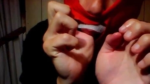 Sexy teen erotic fingering live on cam