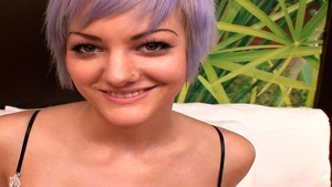 Skinny american amateur pussy eating at casting