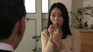 Hairy brunette censored threesome