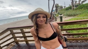 Tight boyfriend Avery Moon goes for loud sex