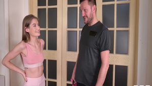 Babe Tiffany Tatum pussy fucking at the gym